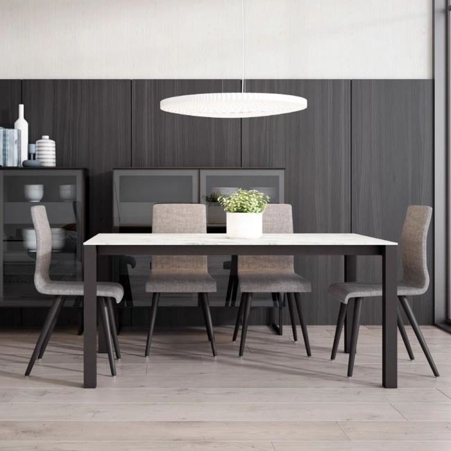Mesa de comedor Lau + 4 sillas Normann